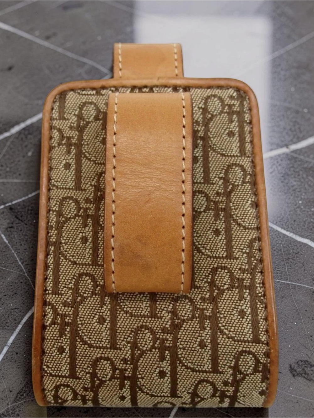 DIOR Trotter Mini Case ππ₯ - Picture 2 of 11